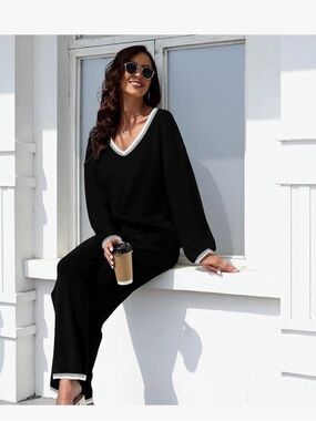 V-Neck Black Sweater Set with Contrast Trim